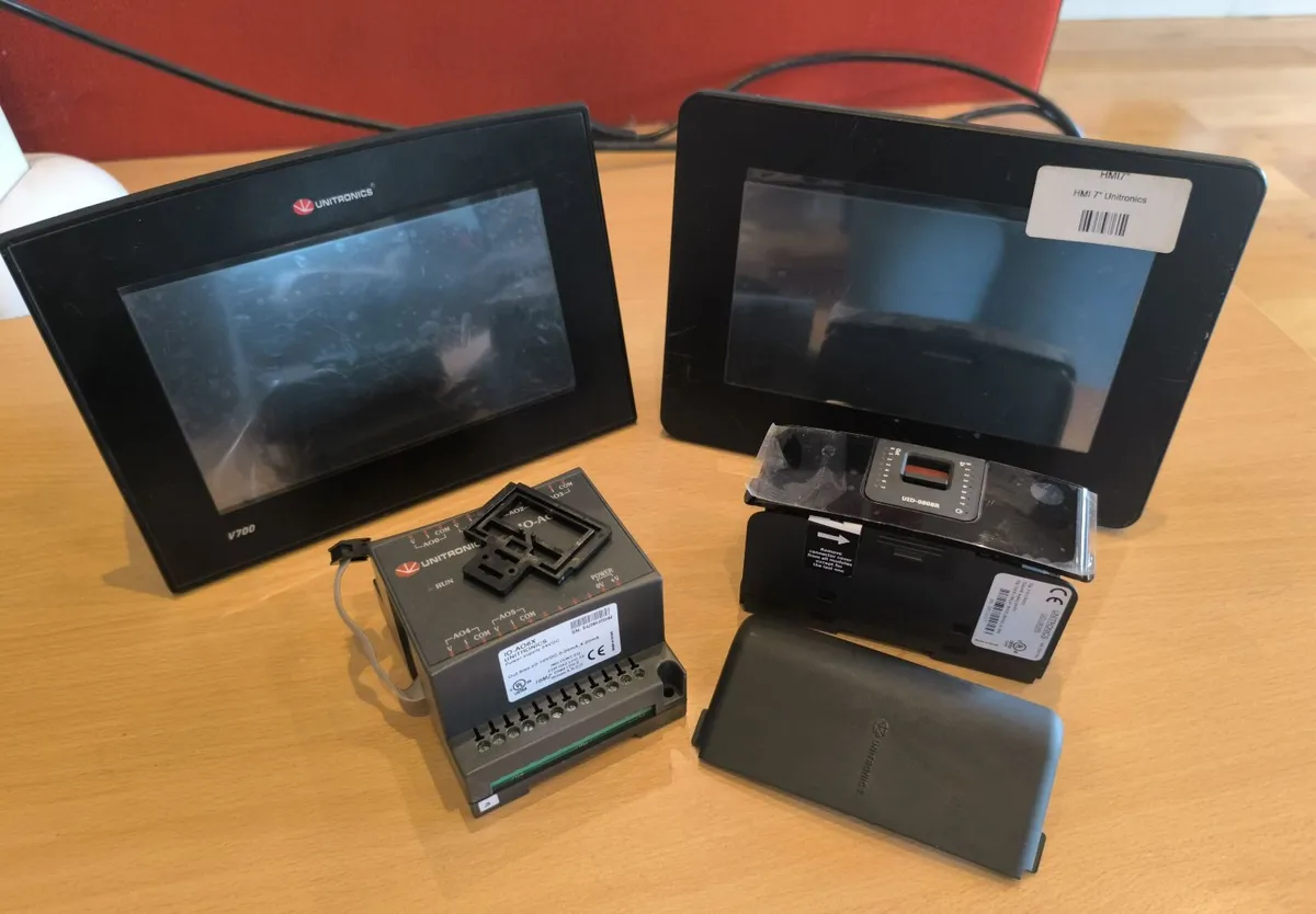 PLC / HMI  As New Complete Set - Image 1