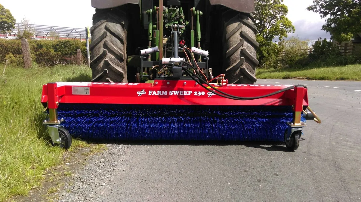 Redrock Sweeper 230 Sweeper Attachment - Image 3