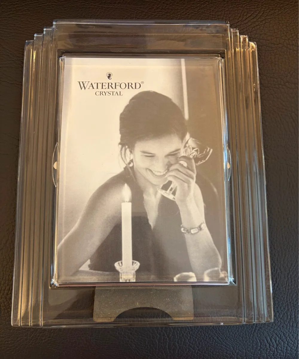 Waterford Crystal Metropolitan 5X7 Photo Frame - Image 1