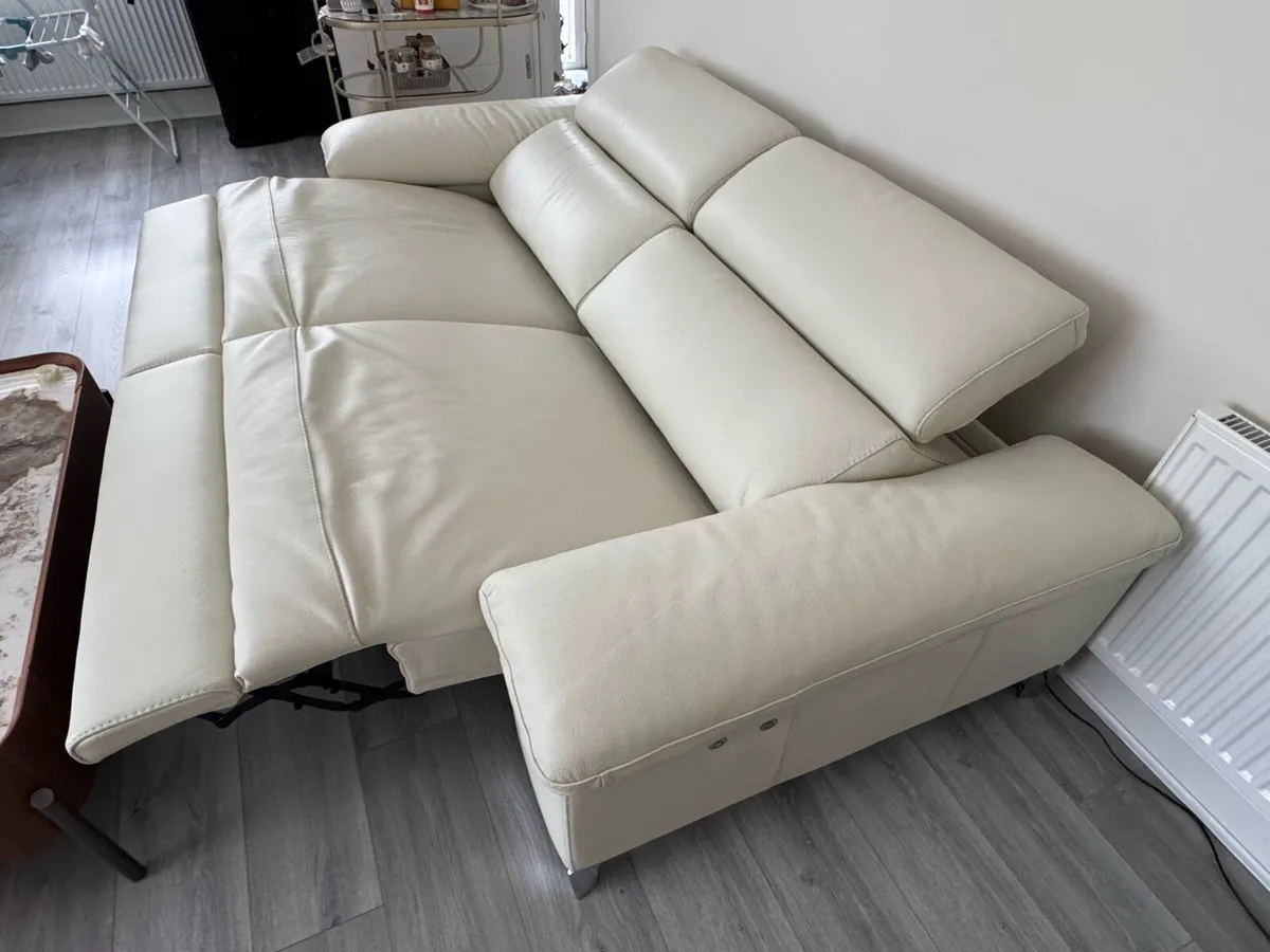 Sofa - Image 3