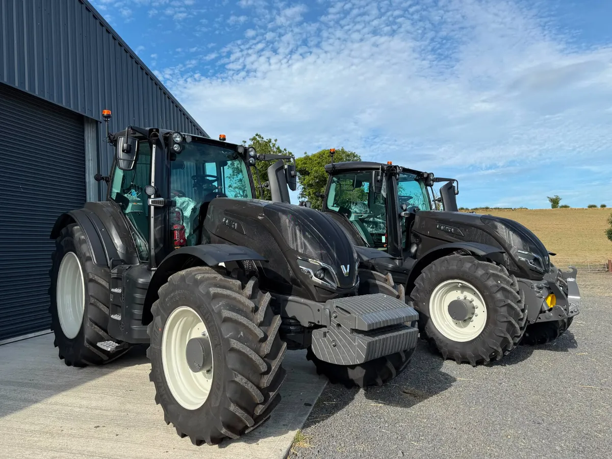 VALTRA AT THE PLOUGHING 2026 ! - Image 2
