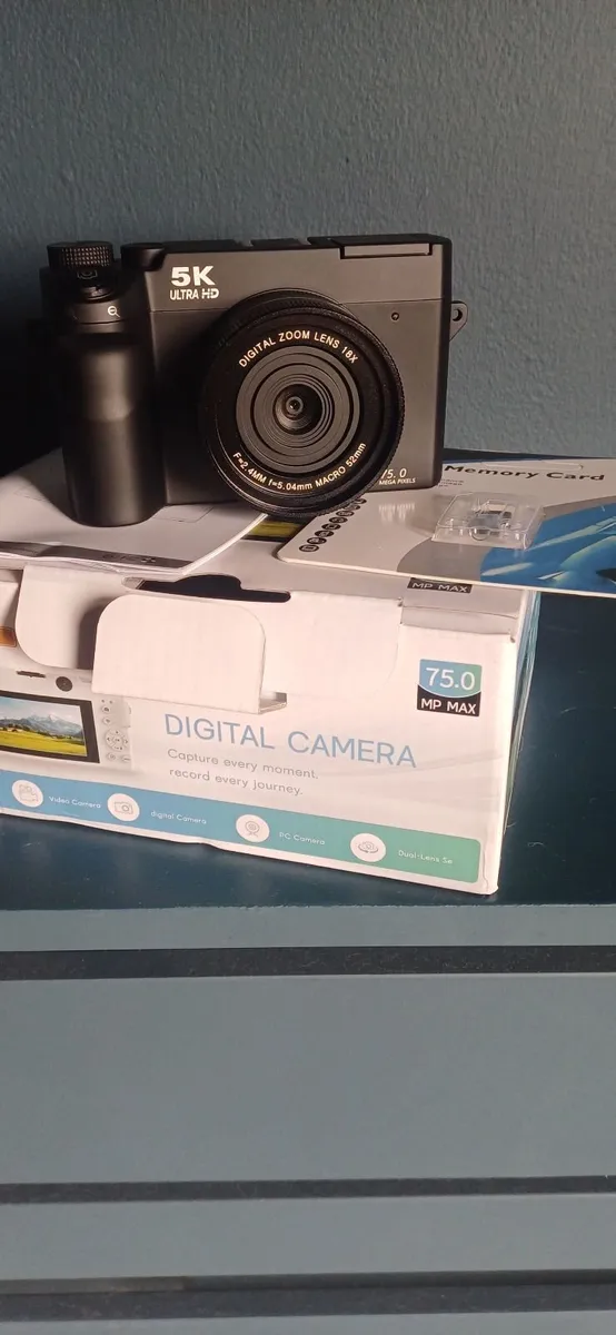 Digital Camera - Evoluir - Image 4
