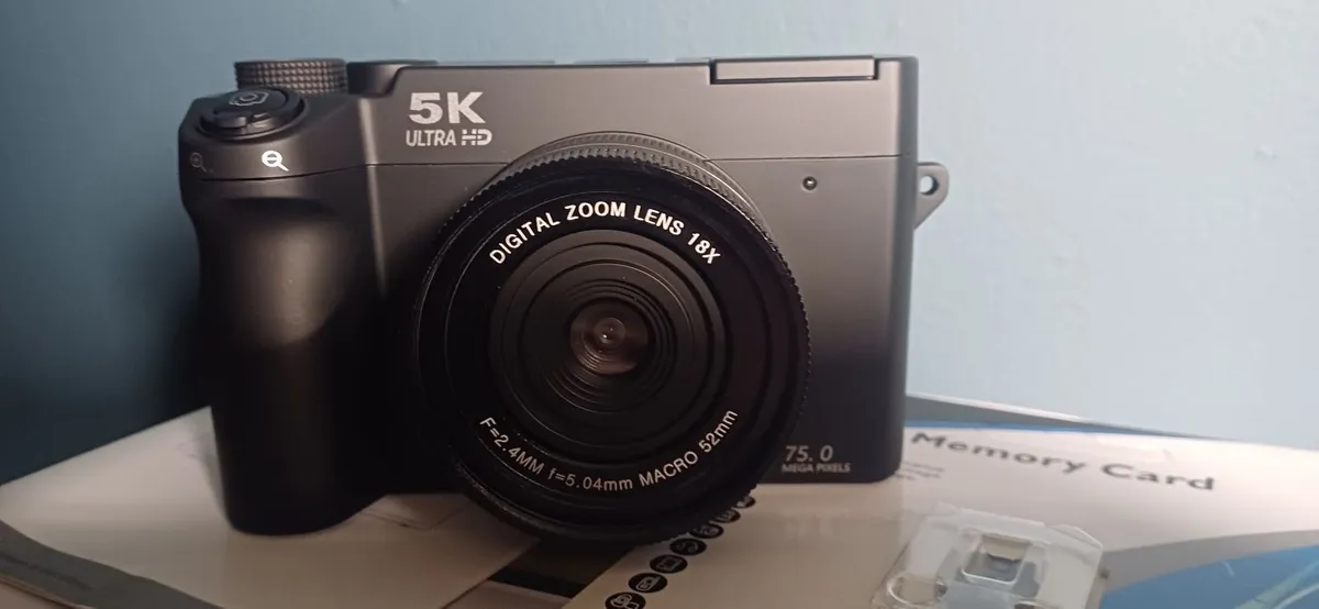Digital Camera - Evoluir - Image 2