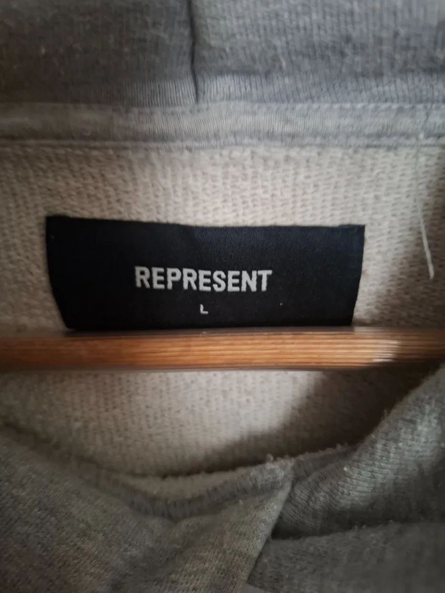 Represent Hoodie - Image 4