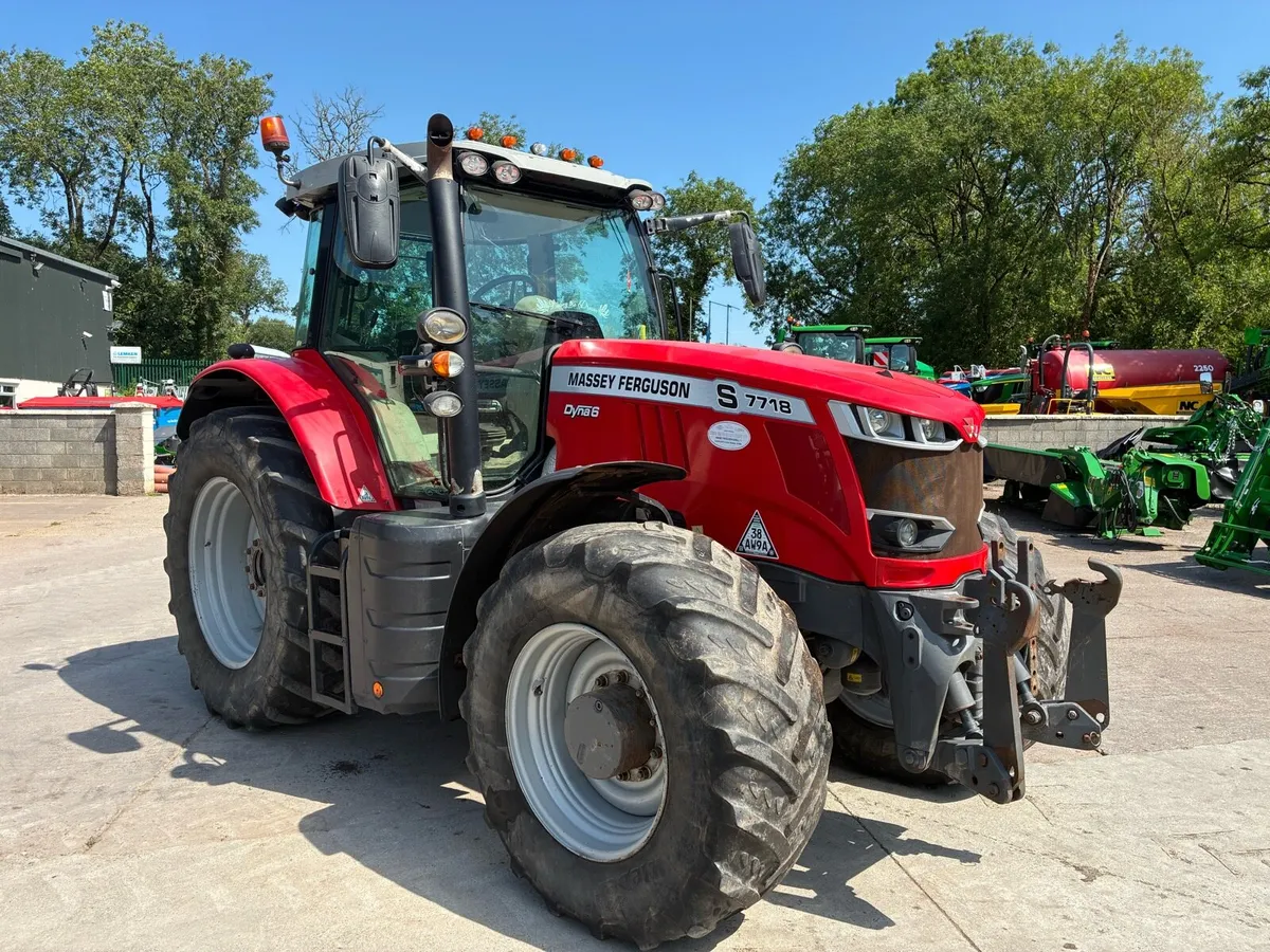 Massey 7718 - Image 2