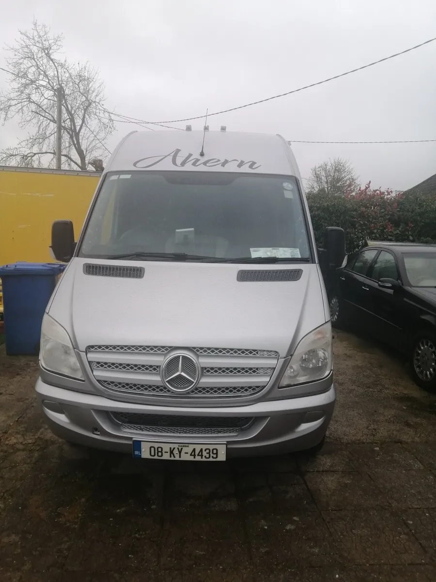 Mercedes Sprinter Mini Bus - Image 1