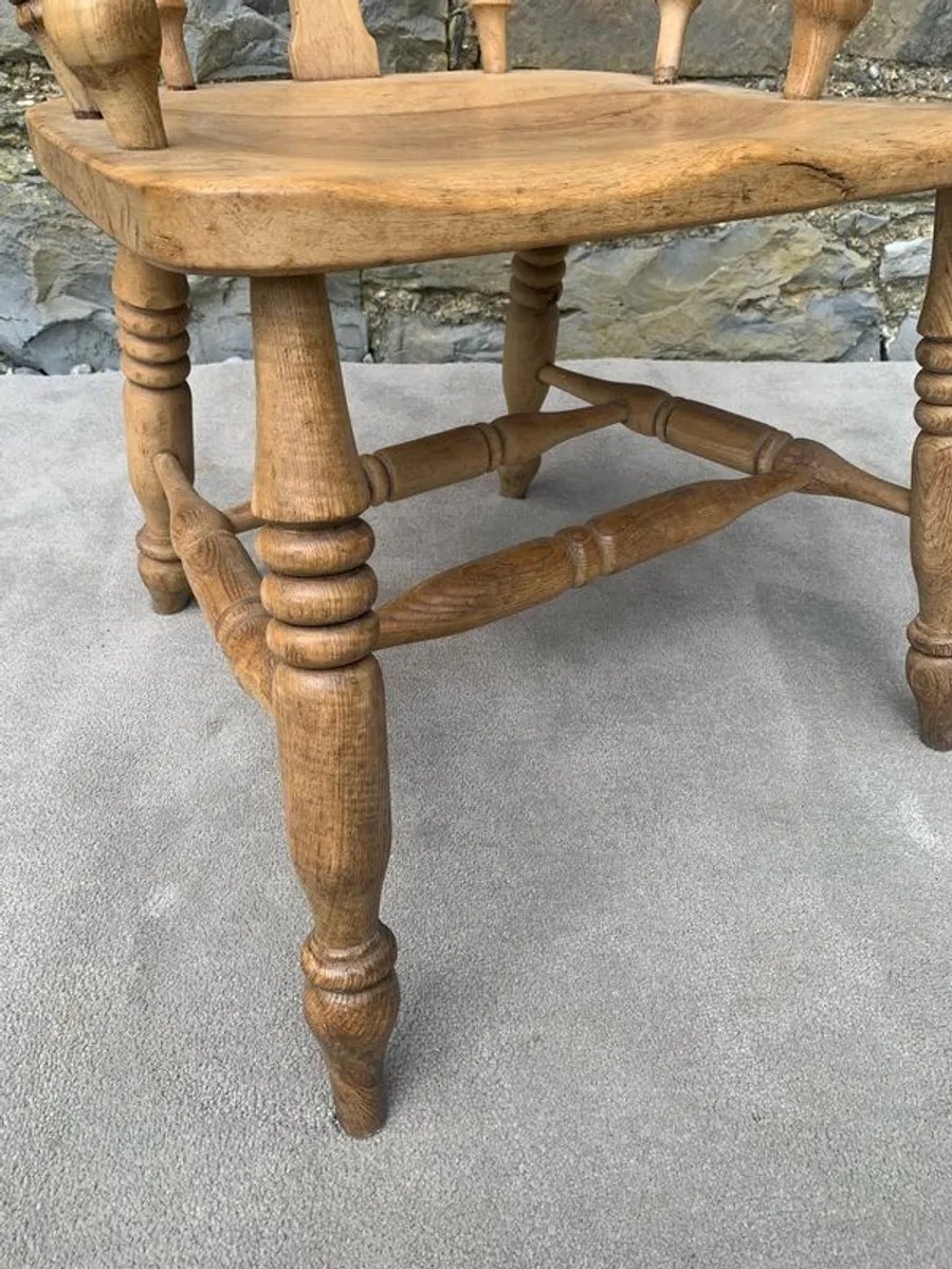 Victorian Elm and Ash Windsor Armchair. - Image 4