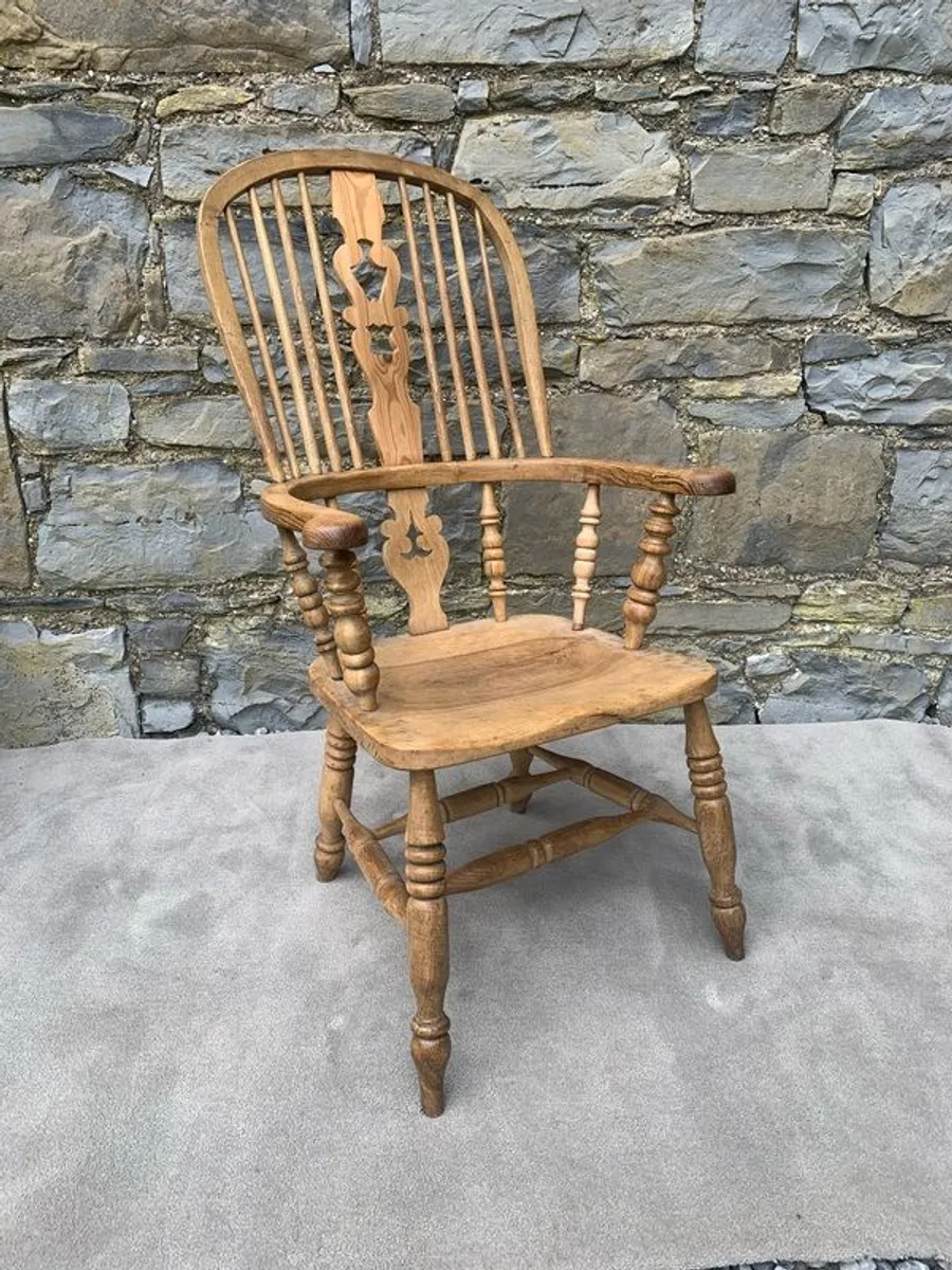 Victorian Elm and Ash Windsor Armchair. - Image 2