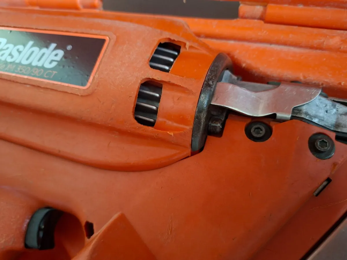 Paslode im350 1st Fix Nail Gun"Fully Serviced" - Image 4