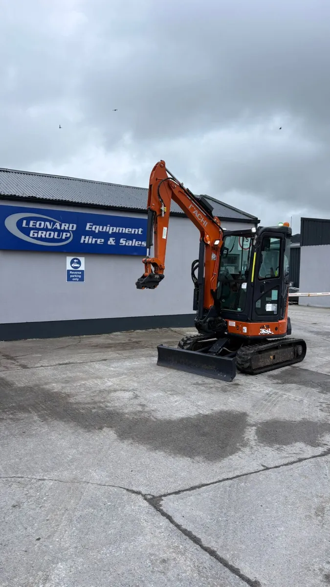 Hitachi Zaxis 33U ** Choice 2 ** - Image 1
