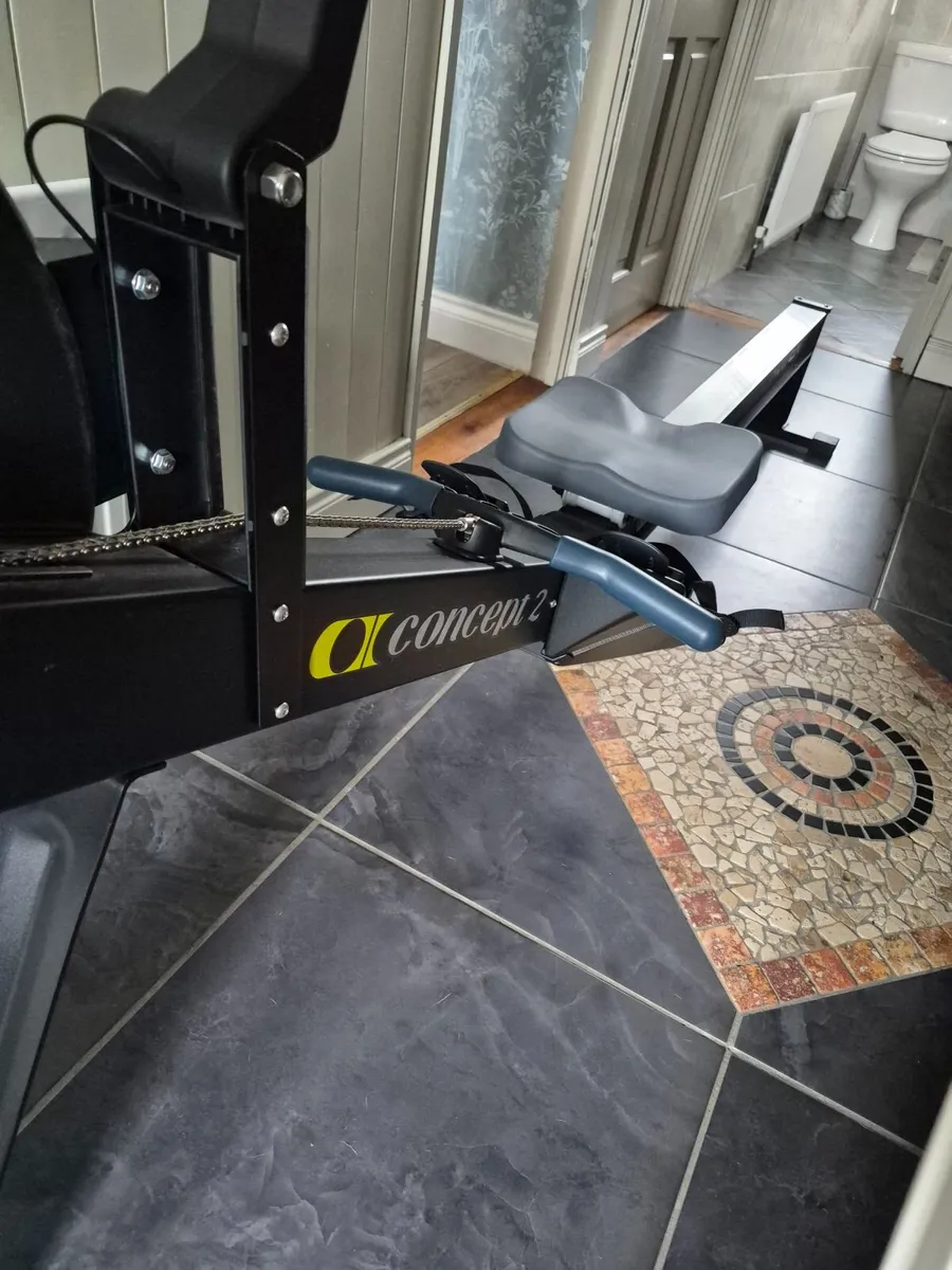 Rowing machine - Image 2