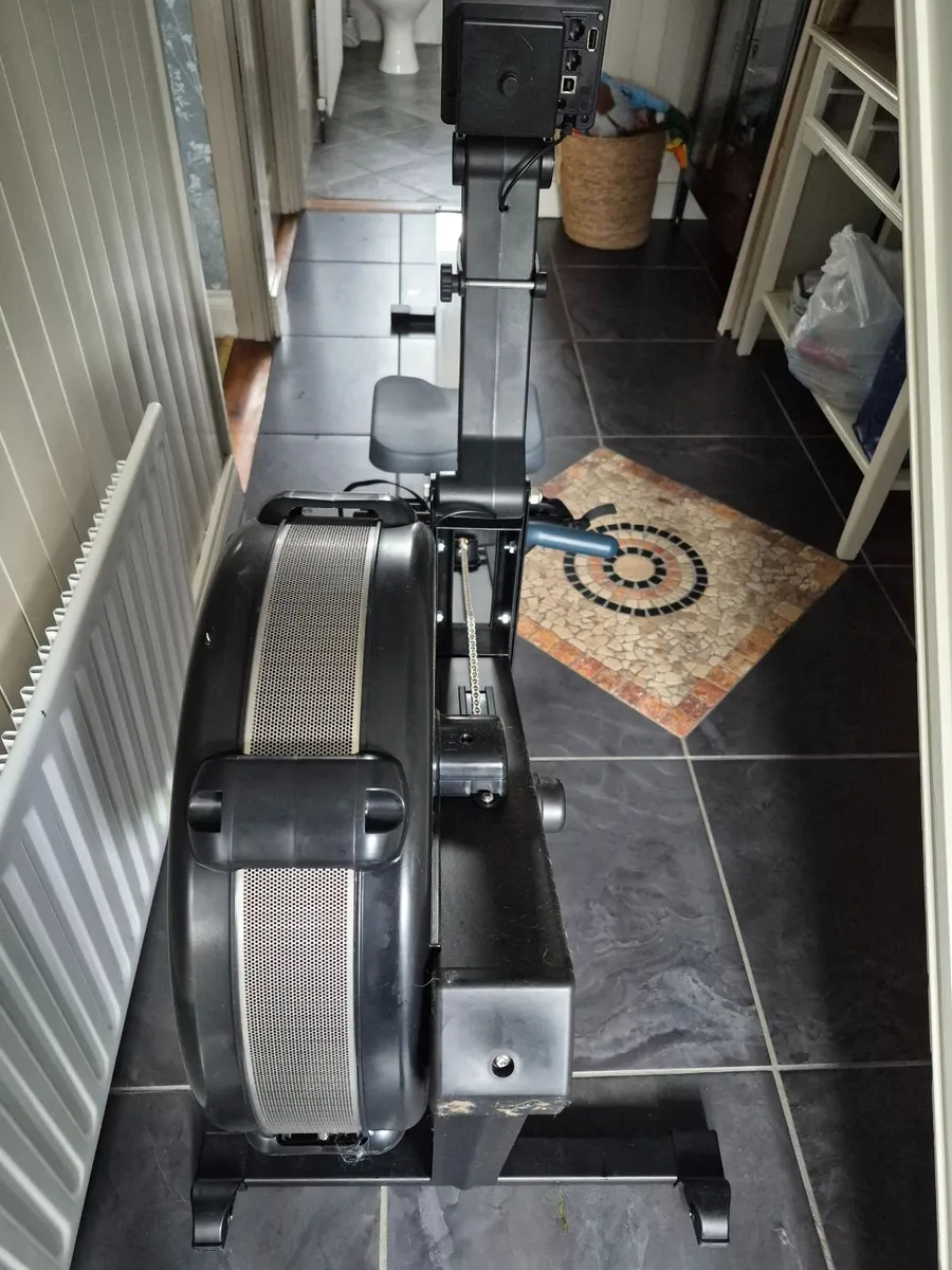 Rowing machine - Image 4