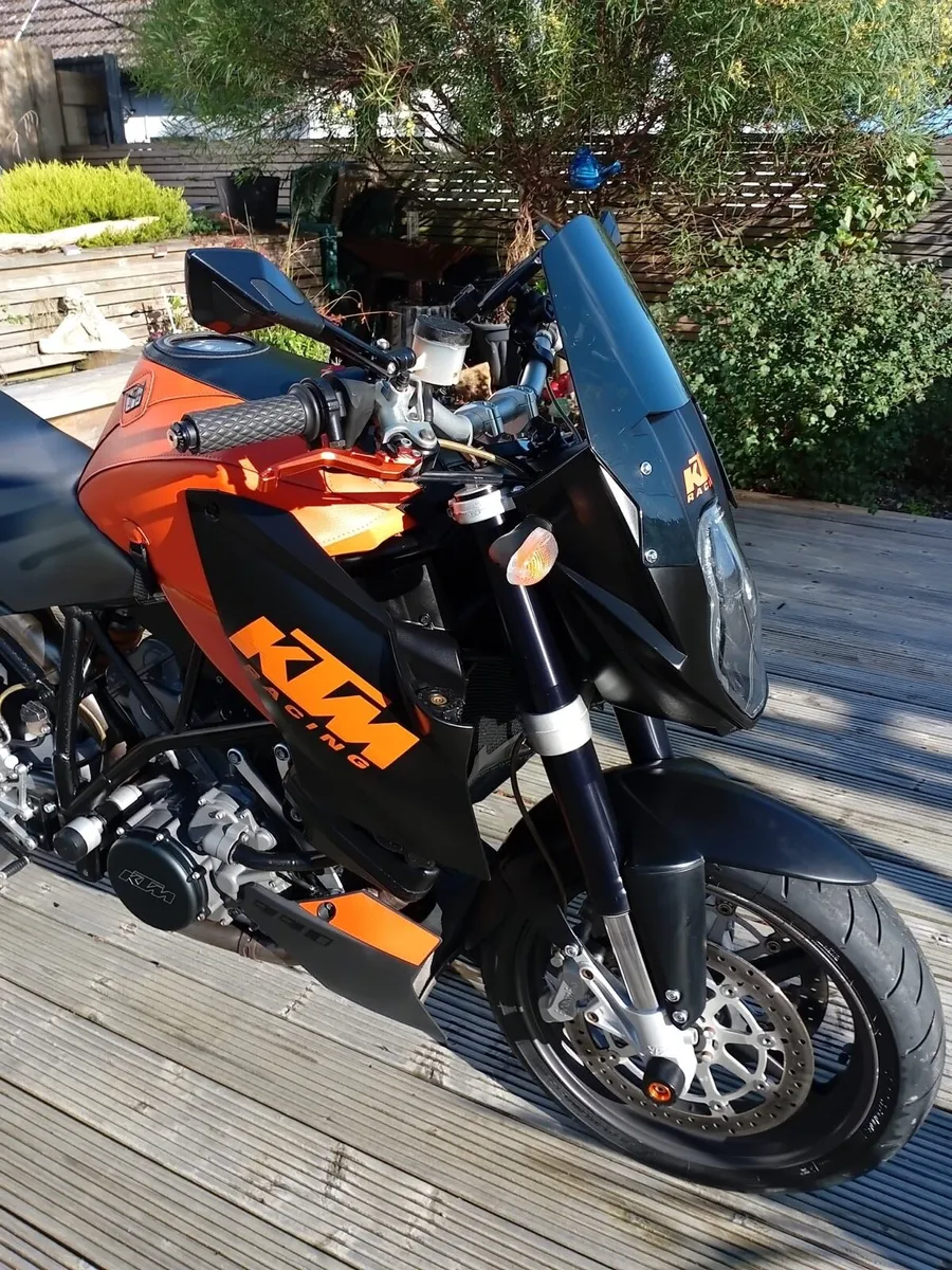 KTM SuperDuke 990 R - Image 1