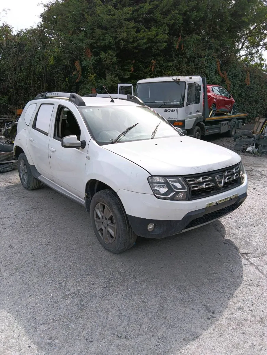 Breaking Dacia duster 2016 diesel - Image 2
