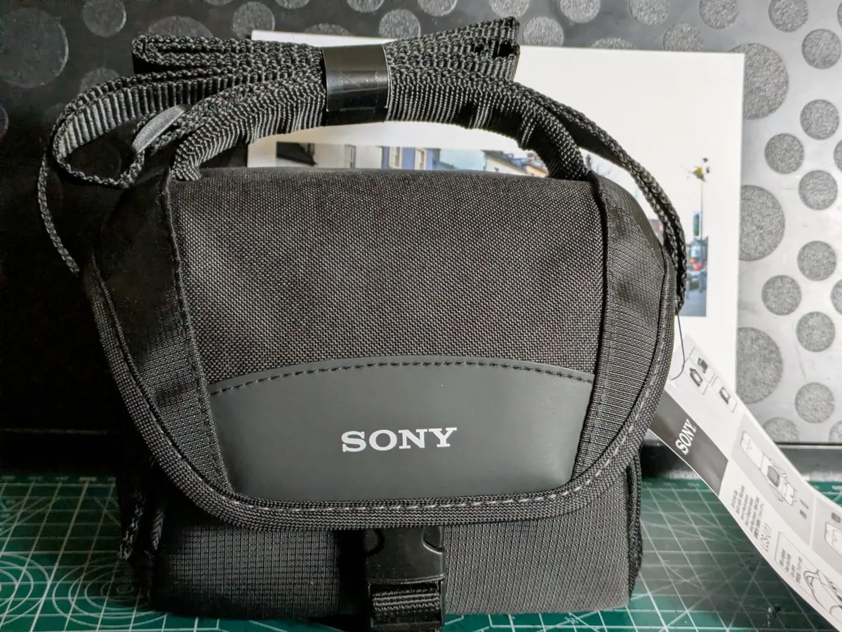 Sony Cyber-shot 20MP CCD🌈 sensor camera - Image 4