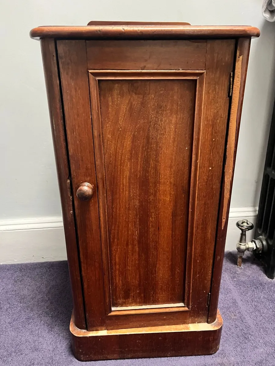 Antique bedside locker - Image 1