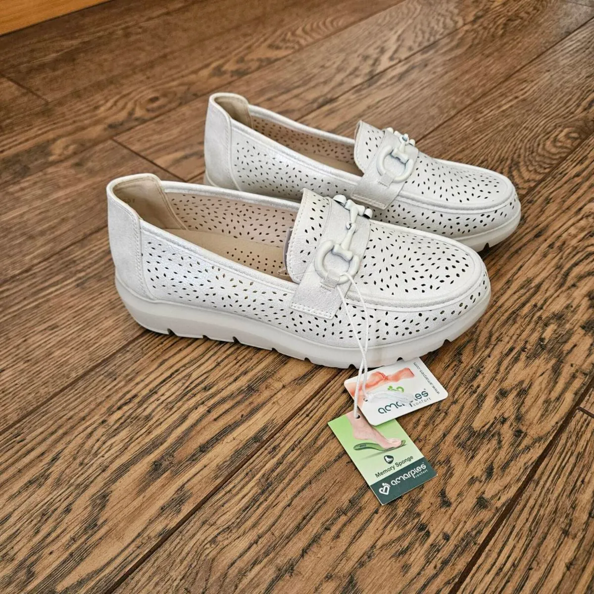 Brand new Amorpies flat shoes - Image 1