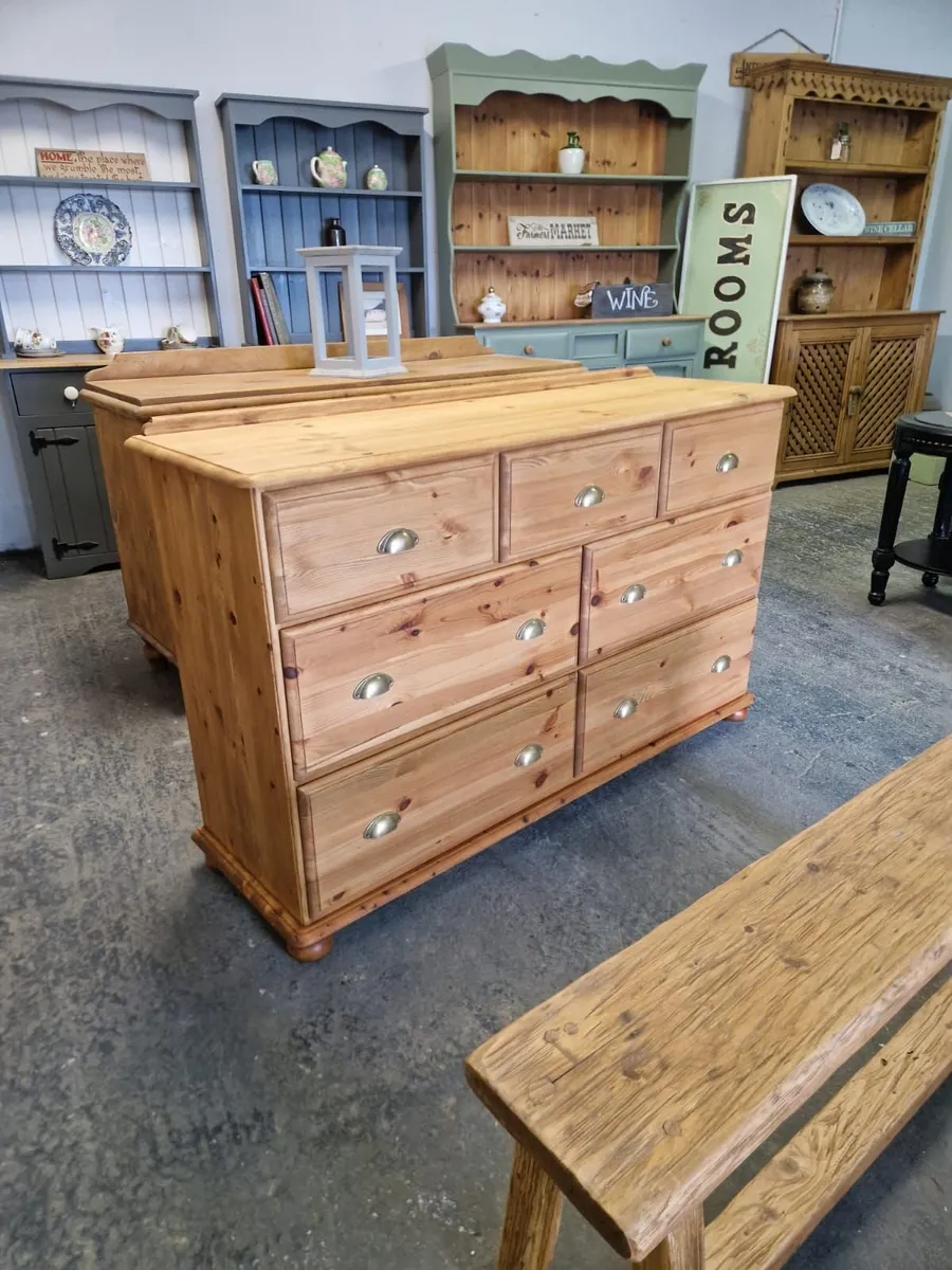 Large vintage pine chest of drawers - Image 1