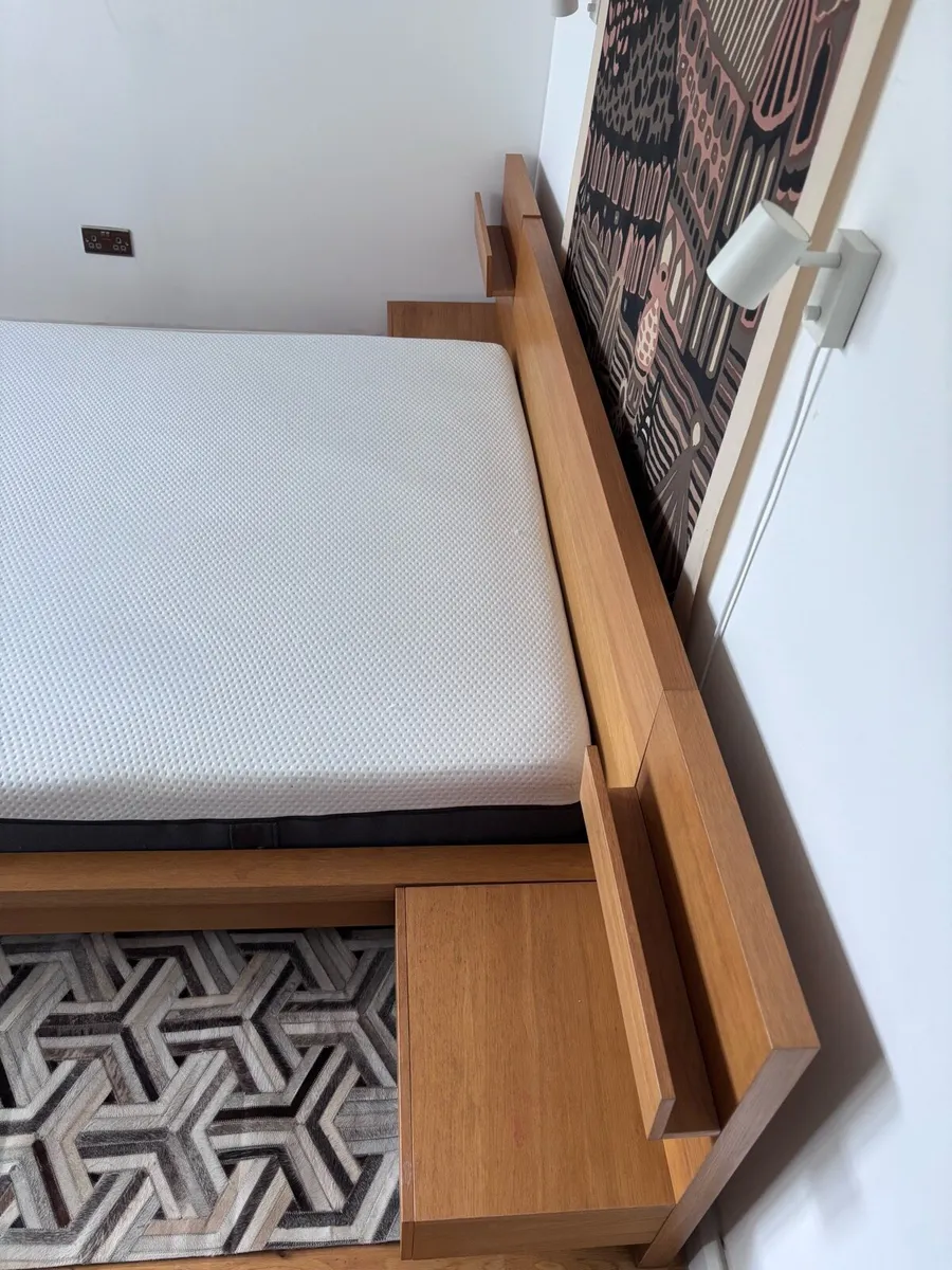 Kingsize bed & Emma mattress - Image 3