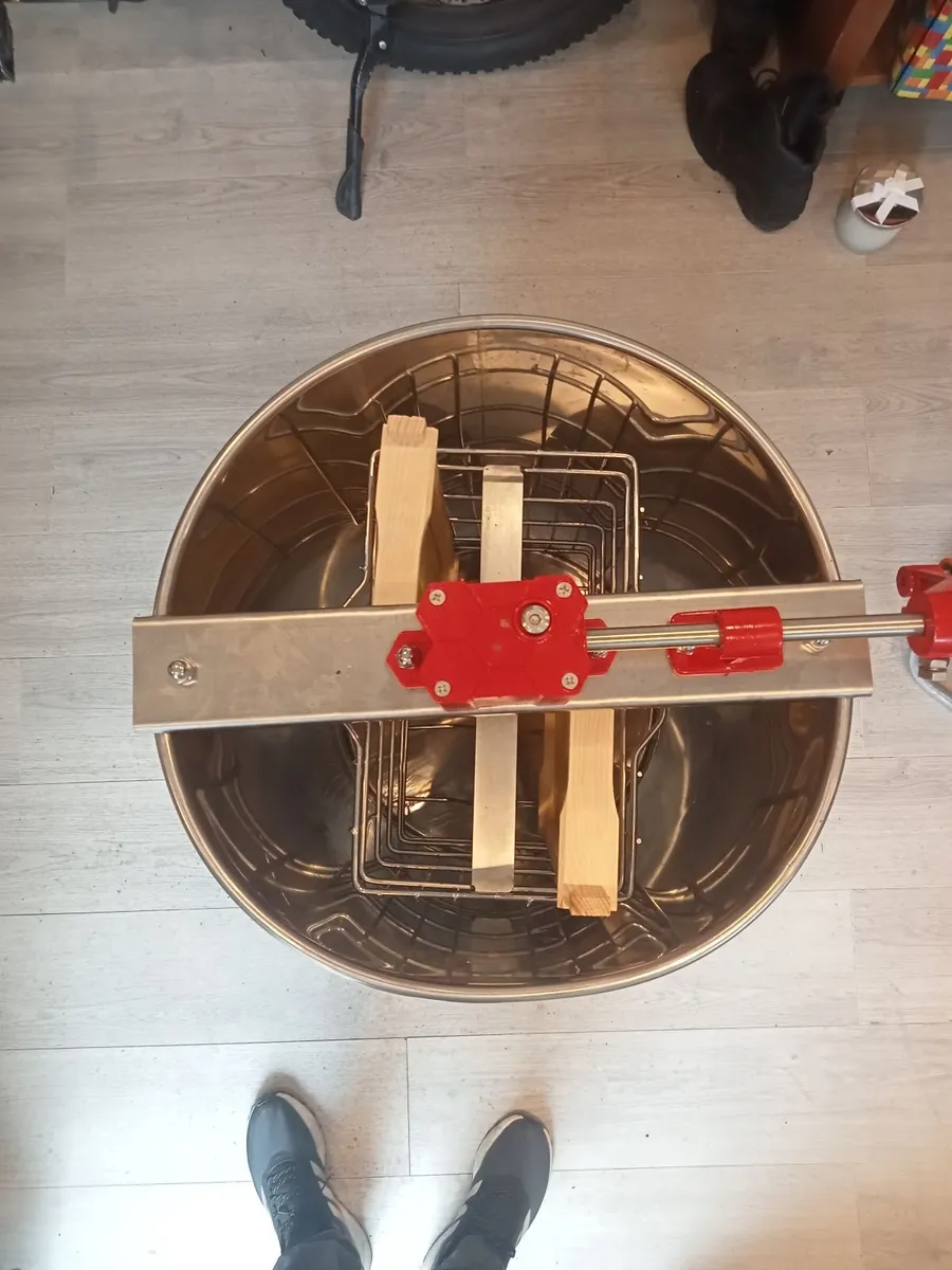 Honey extractor - Image 3