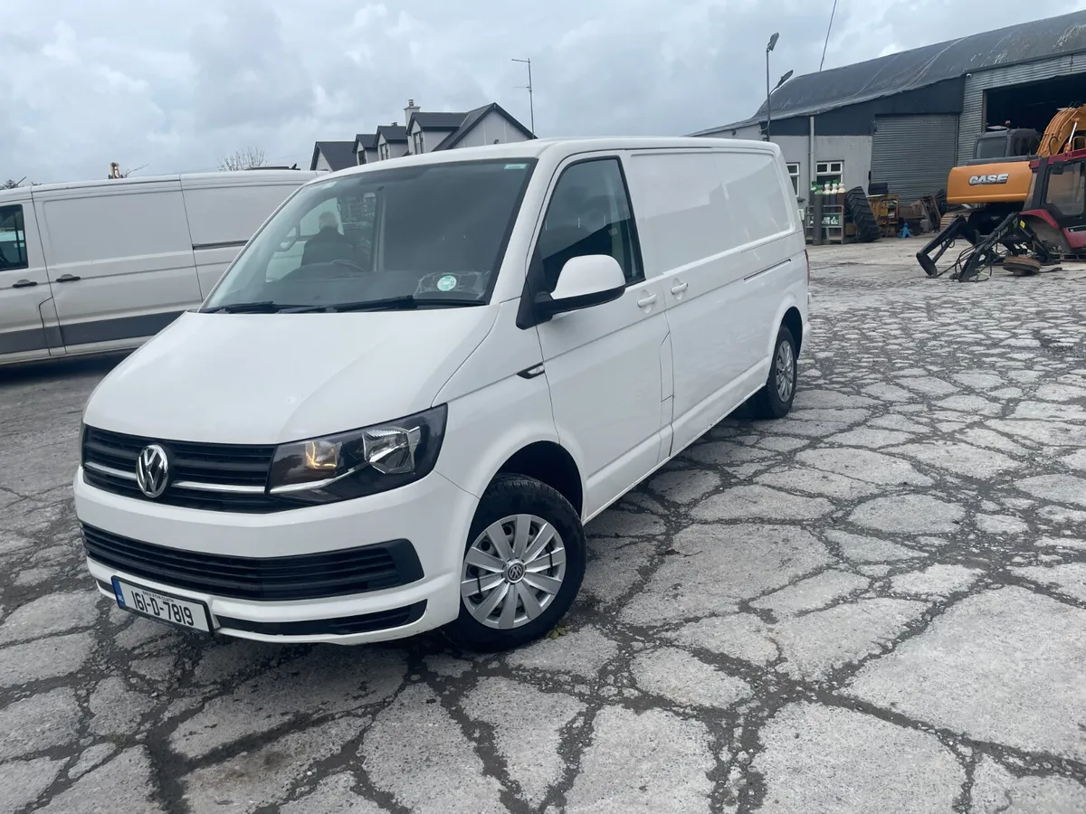 Volkswagen Transporter - Image 1