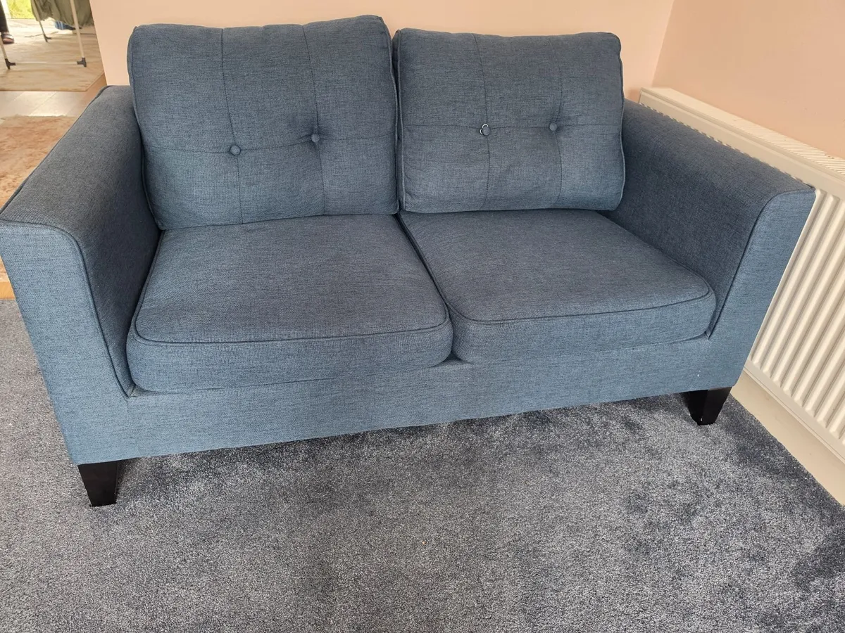 Sofas and chairs - Image 4