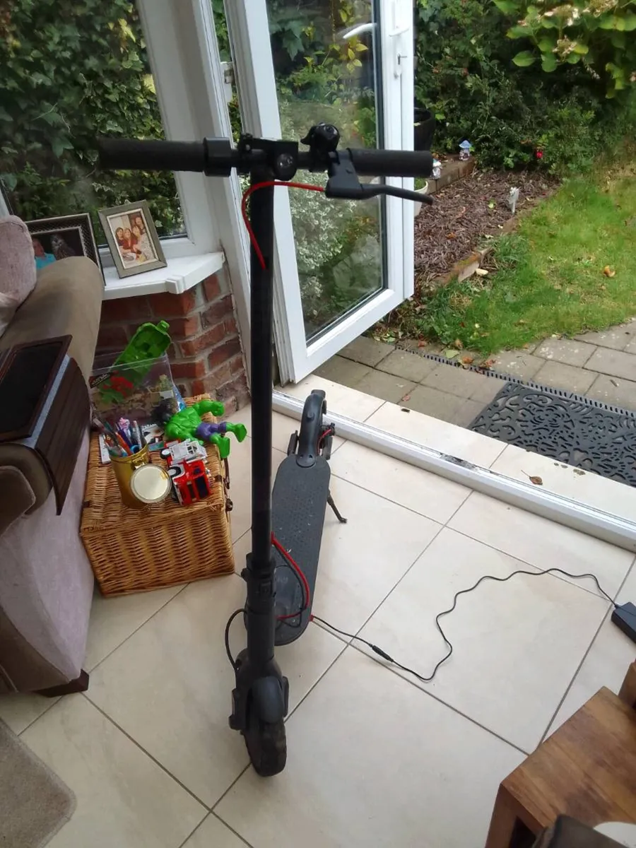 Scooter - Image 2