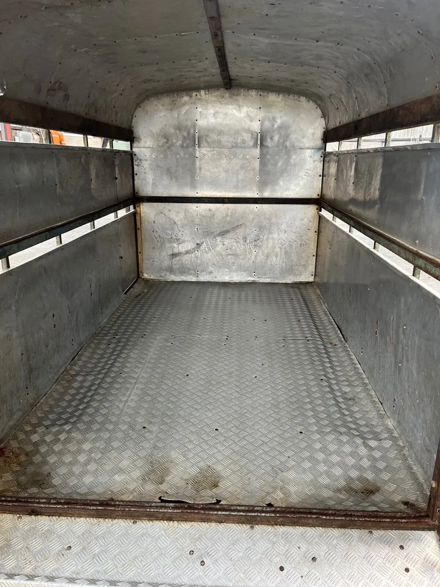 Cattle Trailer - Image 2
