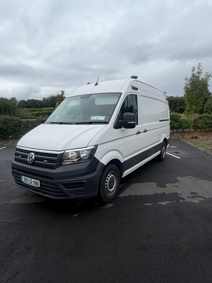 221 Volkswagen Crafter - Image 2
