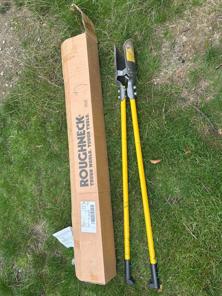Post hole digger