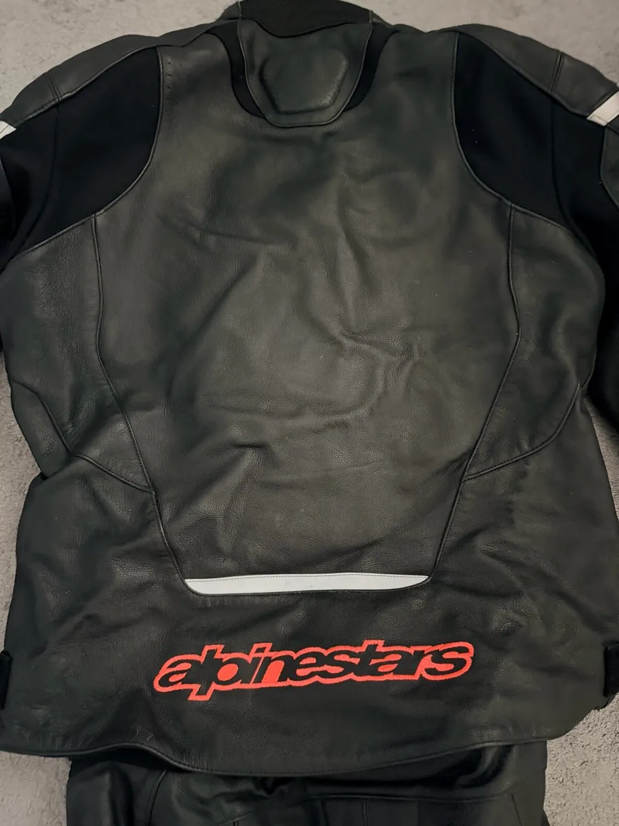 Alpinestars tech leather jacket and pants - Image 4