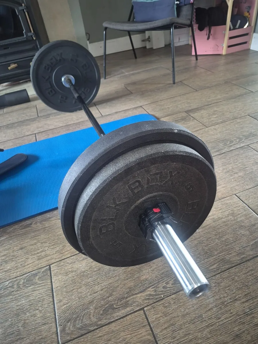 Barbell and plates - Image 2