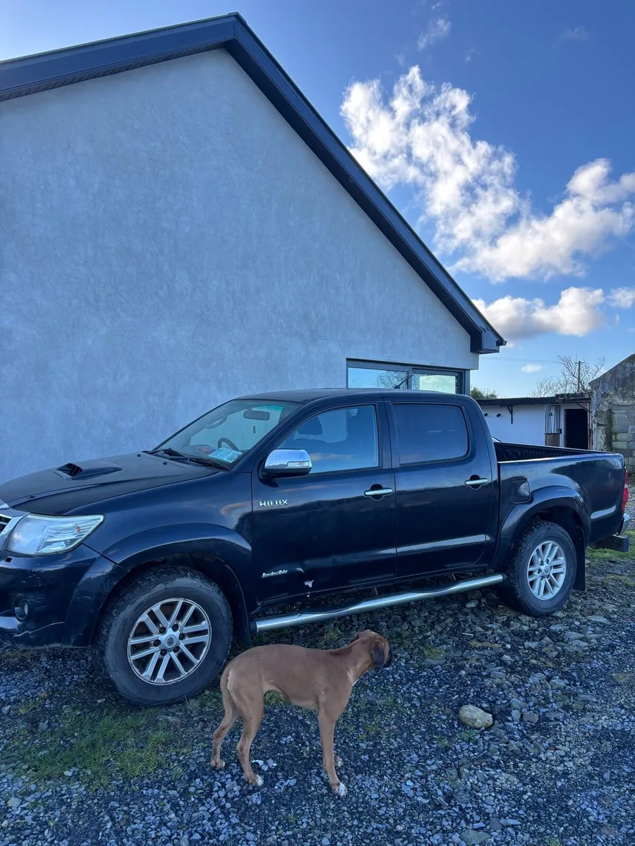 Toyota hilux invincible 3.0 diesel - Image 2