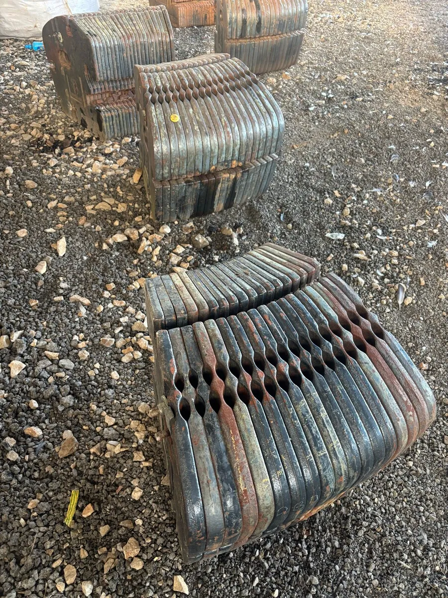 New holland fan weights x18 x22 - Image 1