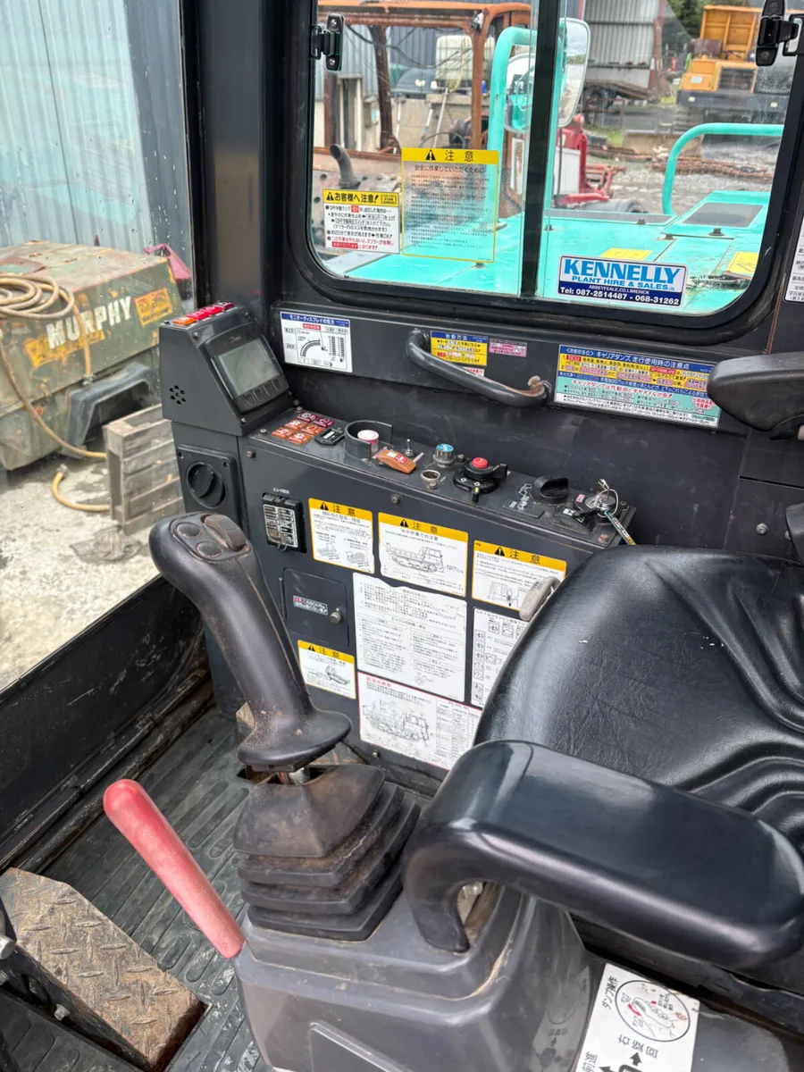 Kato ic120  track dumper.  2020 - Image 2
