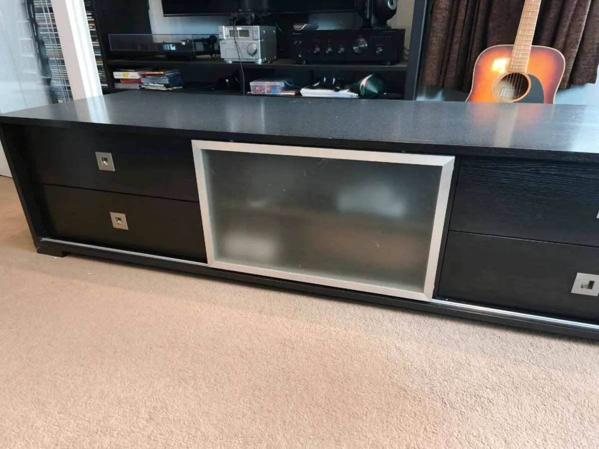 TV cabinet - Image 2