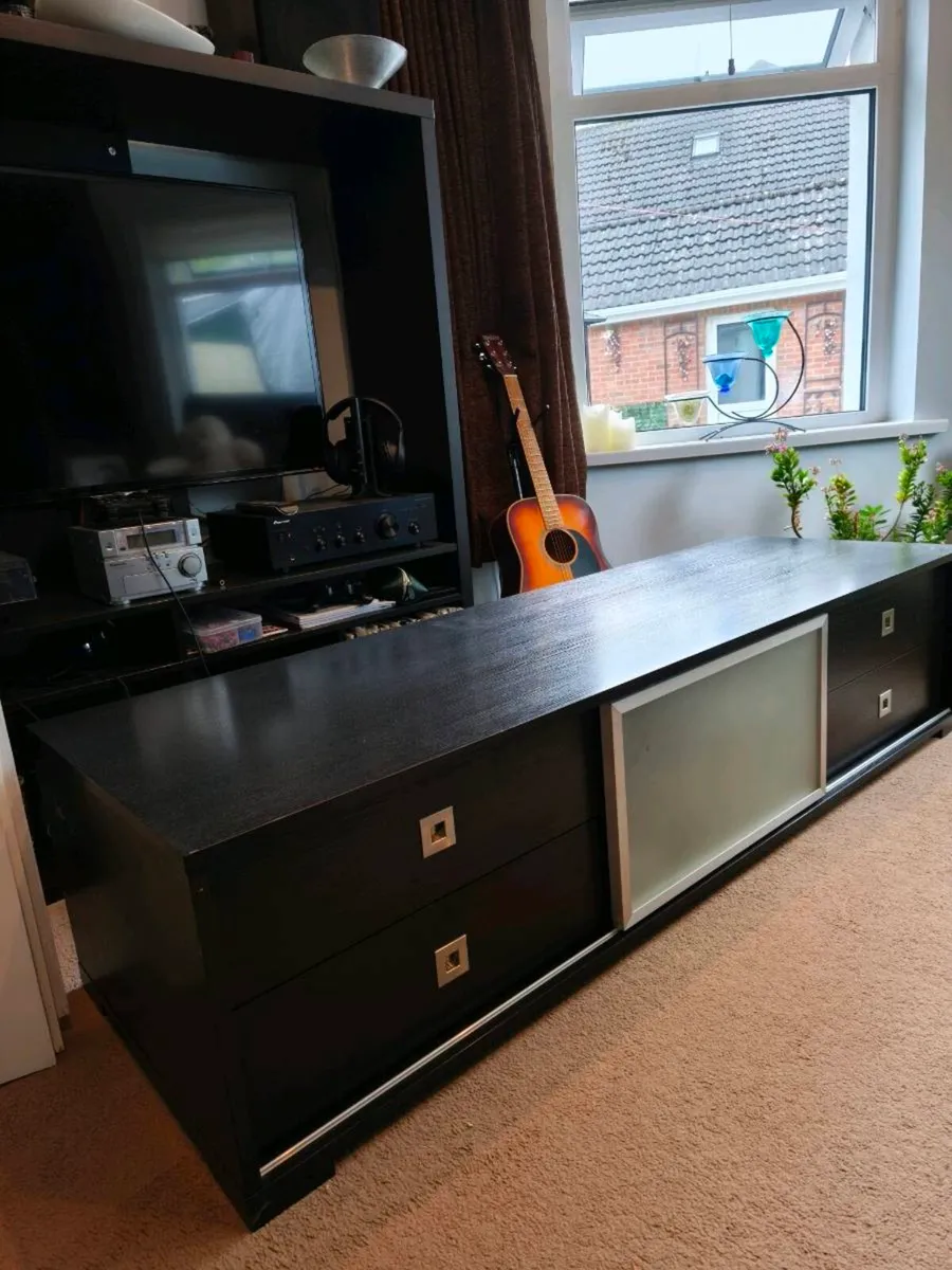 TV cabinet - Image 3