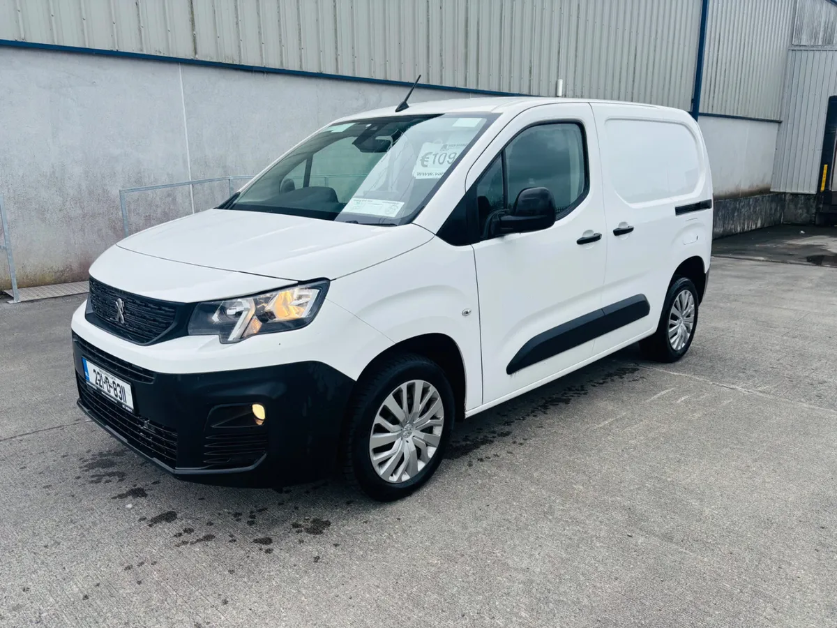 2022 Peugeot partner 1.5 100bhp Pro €10,950 + VAT - Image 1