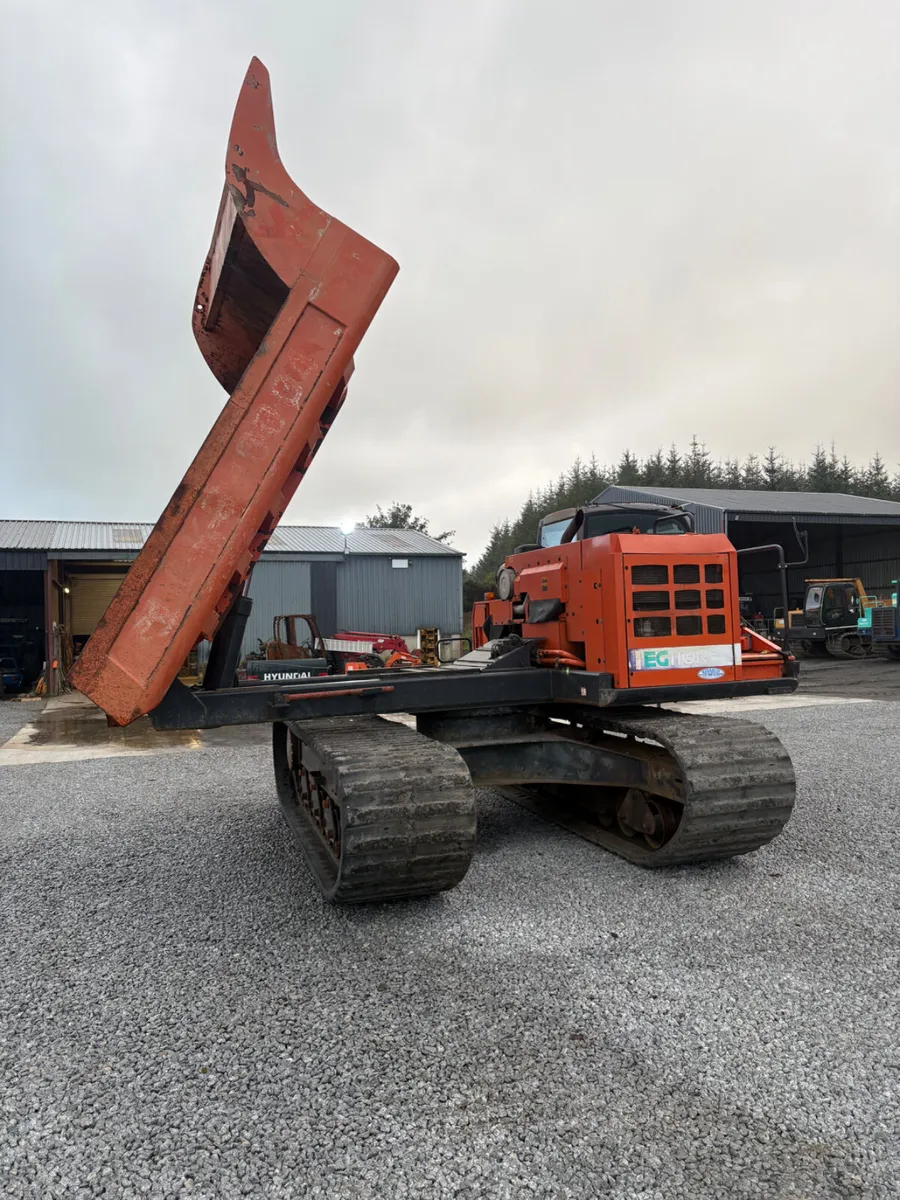Hitachi EG110r swivel track dumper - Image 4