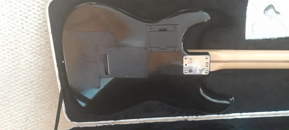 Fender USA VG Stratocaster 2007 - Image 4