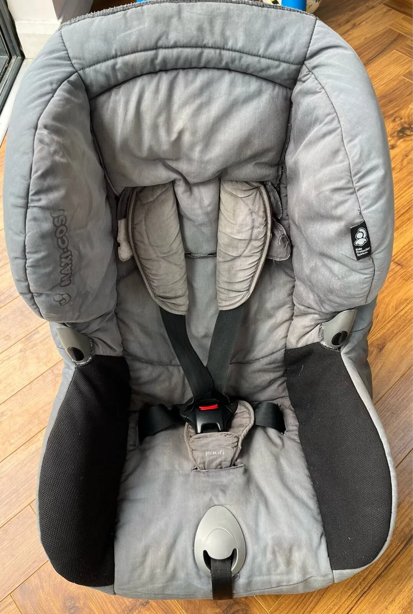 Kids car seat - Image 1