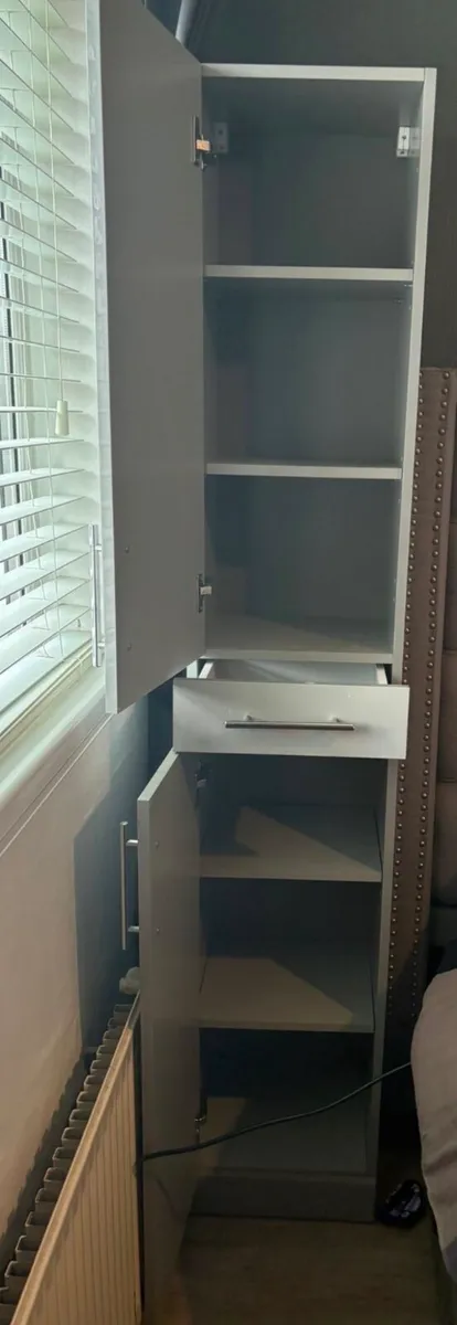 Tall storage unit - Image 3