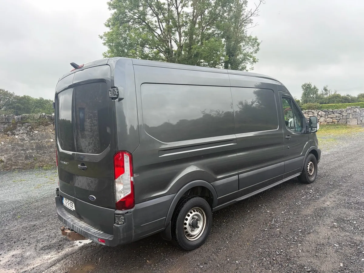 172 FORD TRANSIT LOW KILOMETRES - Image 4