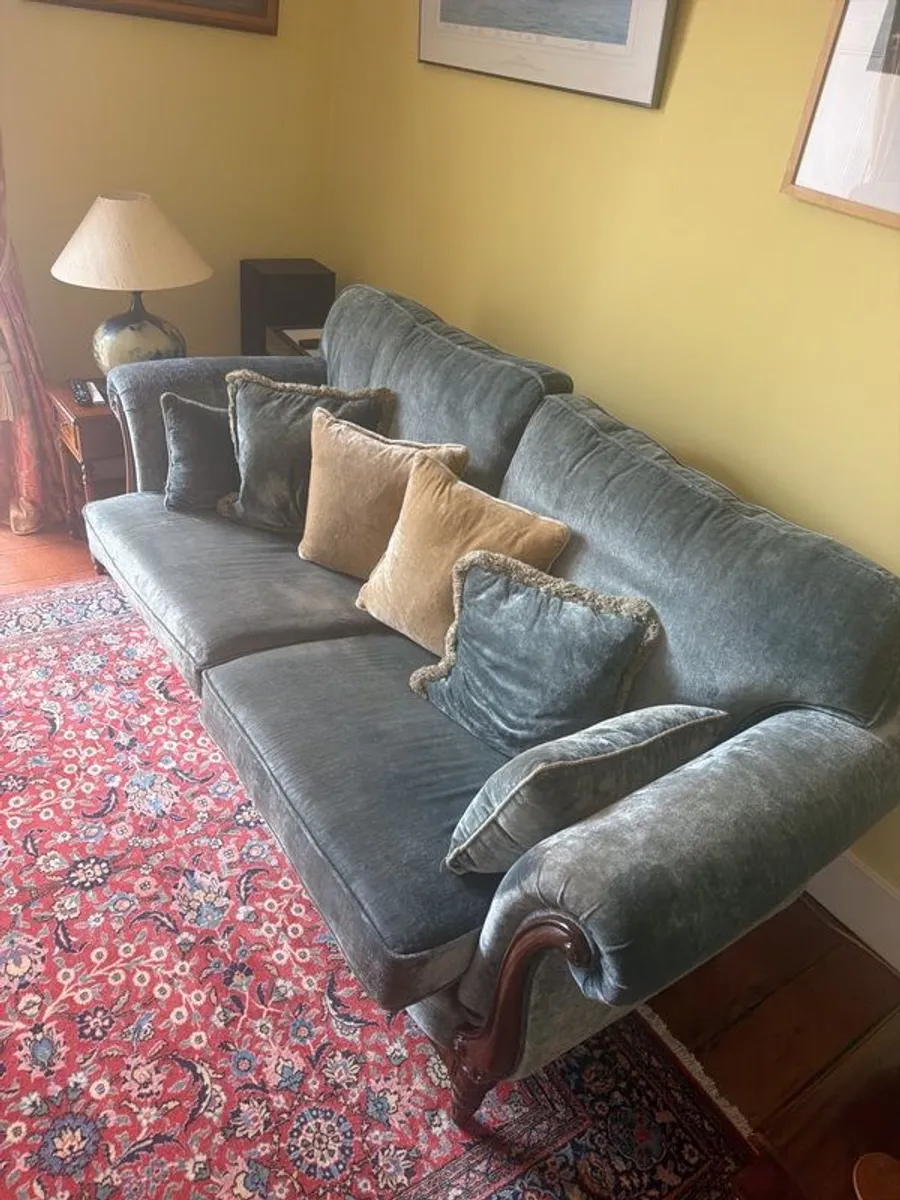 sofa - Image 2