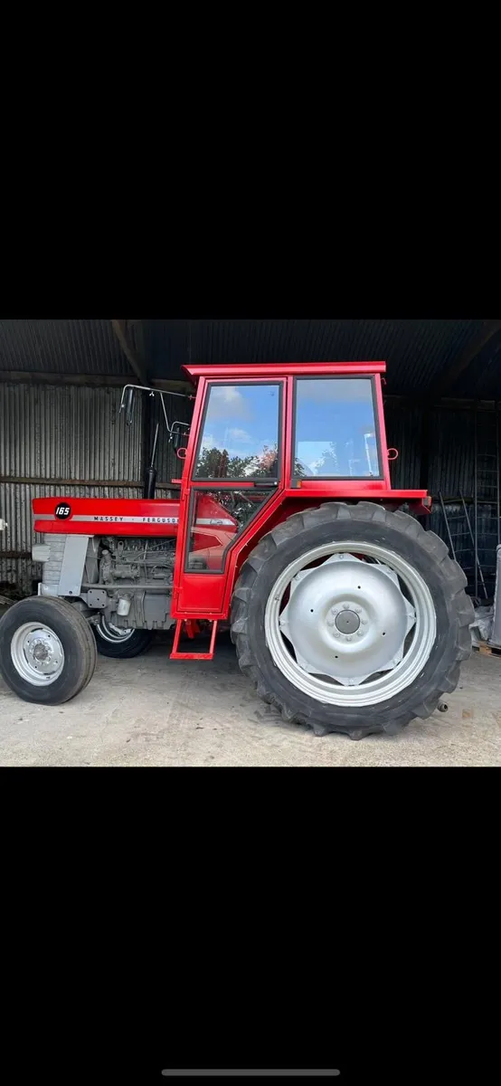 Massey Ferguson 165 - Image 1