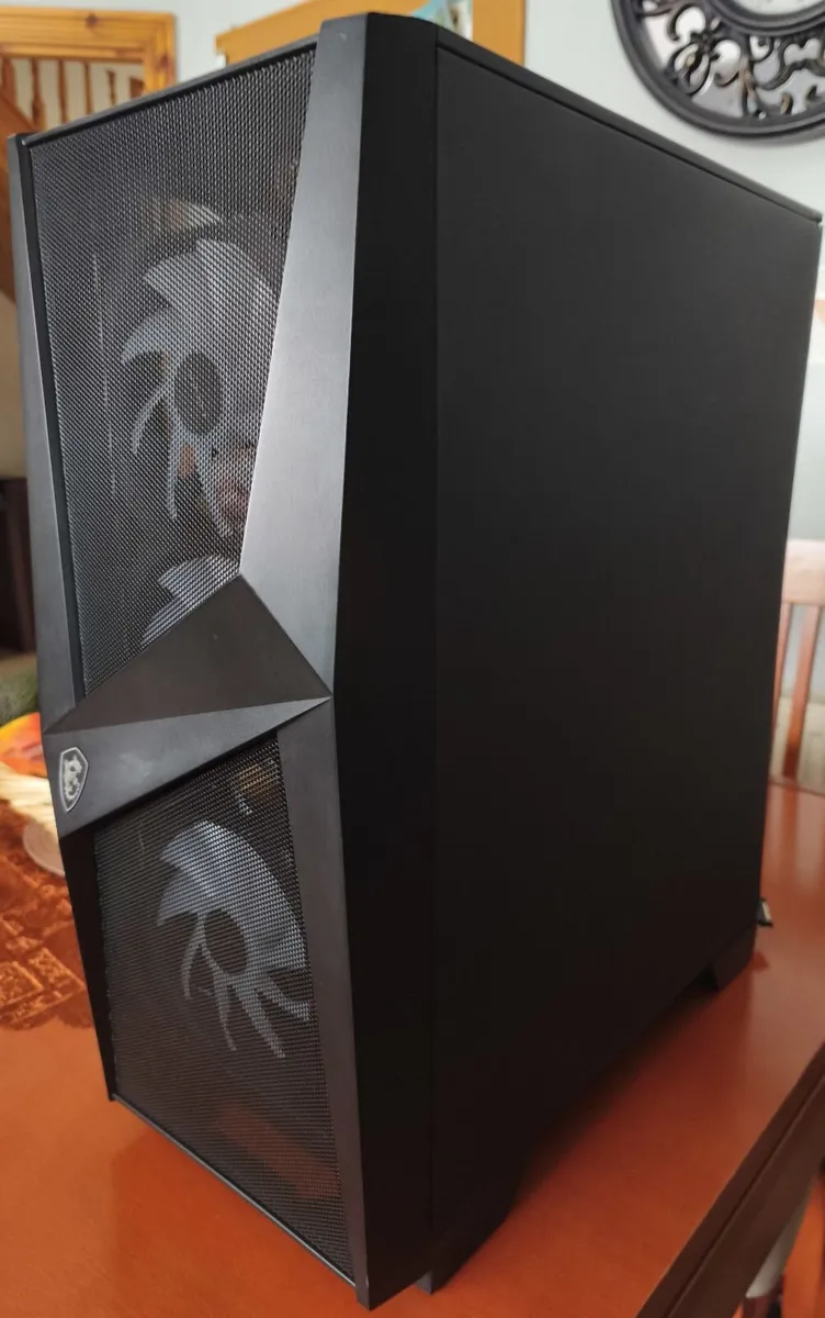 MSI MAG ATX PC Case w/ 4 Fans Tempered Glass - Image 4