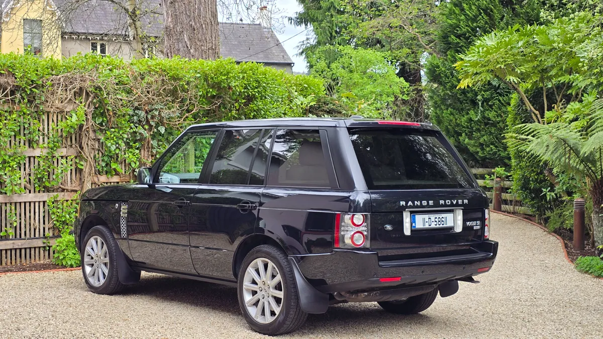 2011 Rover Range 4.4 Diesel €333 Tax to 08/2027 - Image 3