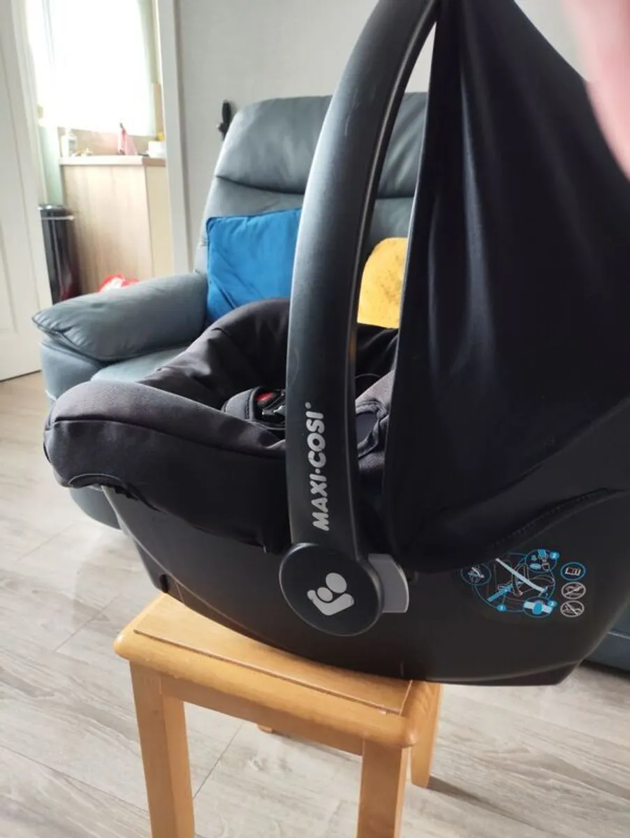 Baby car seat - Image 3
