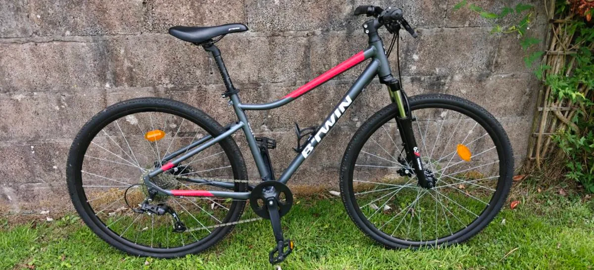 Riverside 500 Hybrid Bike — Size S - Image 1