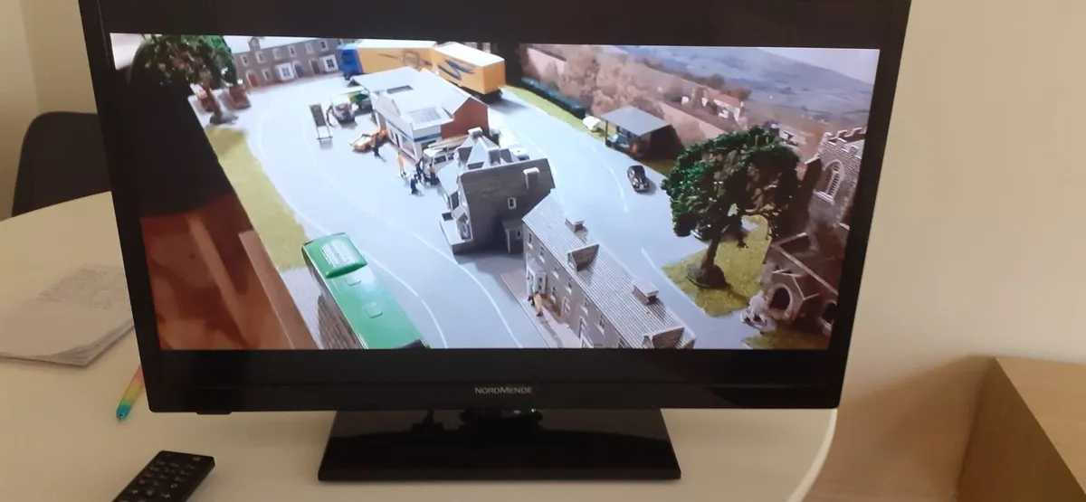 TV - Image 1